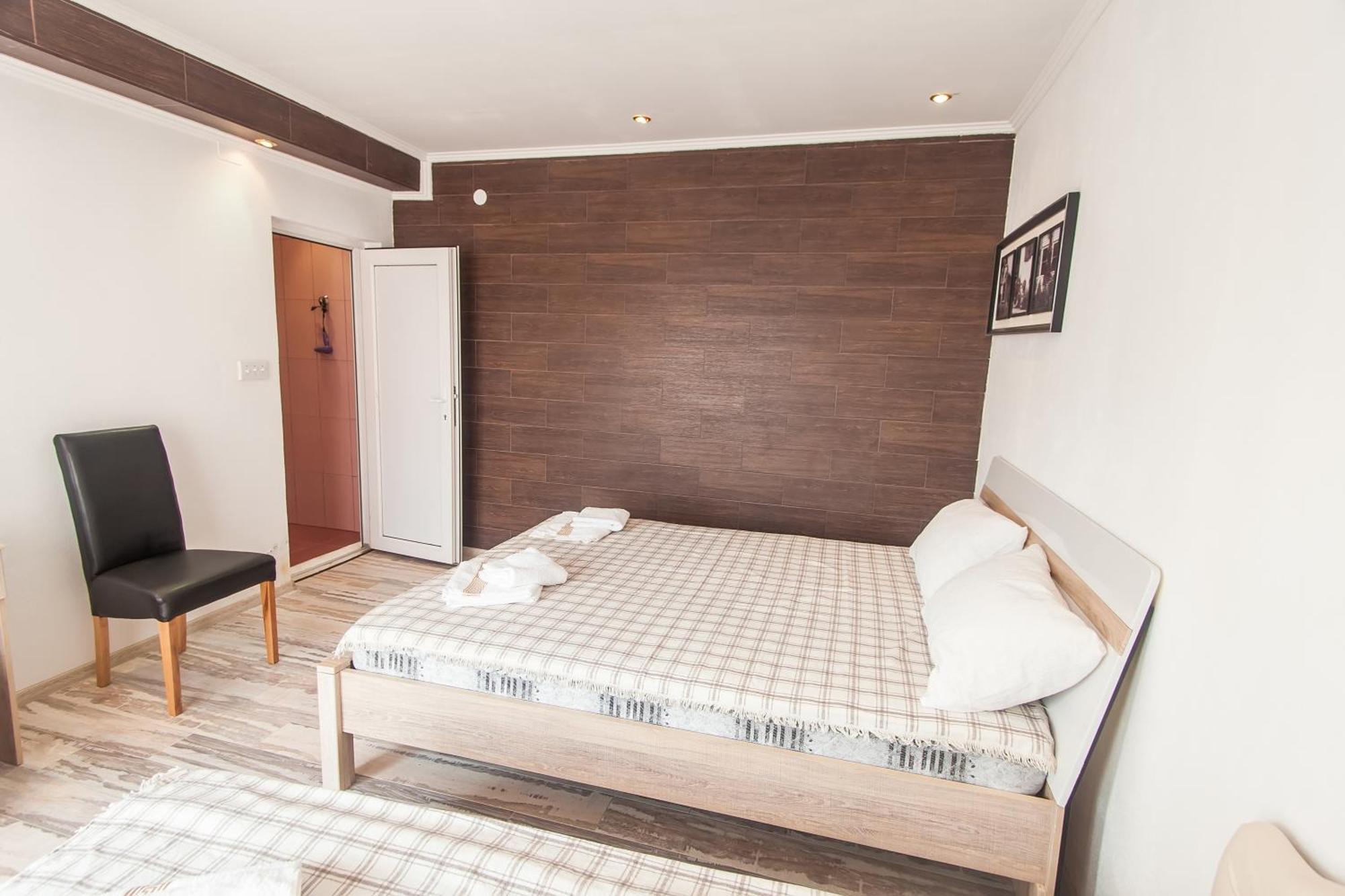 Rooms And Apartments Milana Bar Luaran gambar