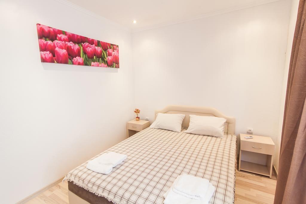 Rooms And Apartments Milana Bar Bilik gambar