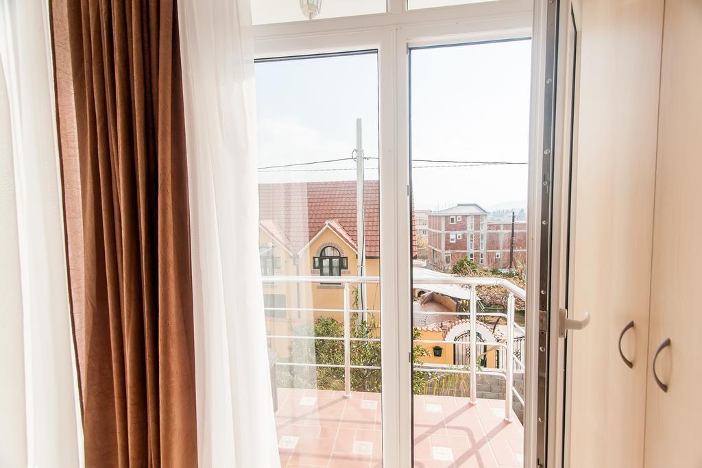Rooms And Apartments Milana Bar Bilik gambar