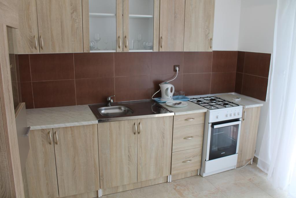 Rooms And Apartments Milana Bar Luaran gambar