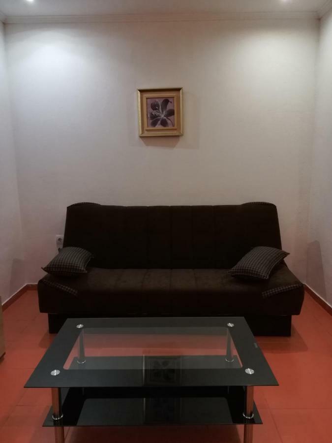 Rooms And Apartments Milana Bar Luaran gambar