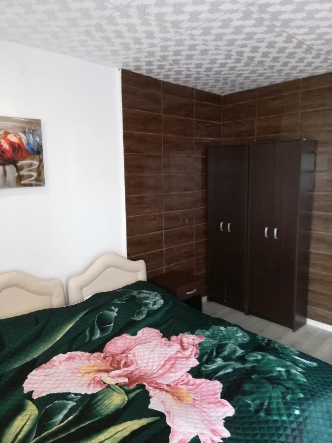 Rooms And Apartments Milana Bar Luaran gambar